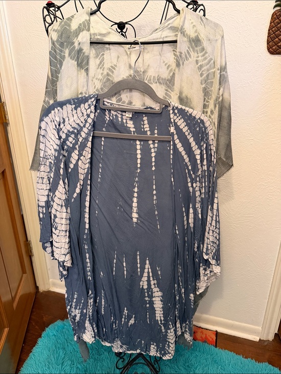 American Eagle Outfitters Other - 🧤🧤🧤3 for 12$🧤🧤🧤2 Kimonos